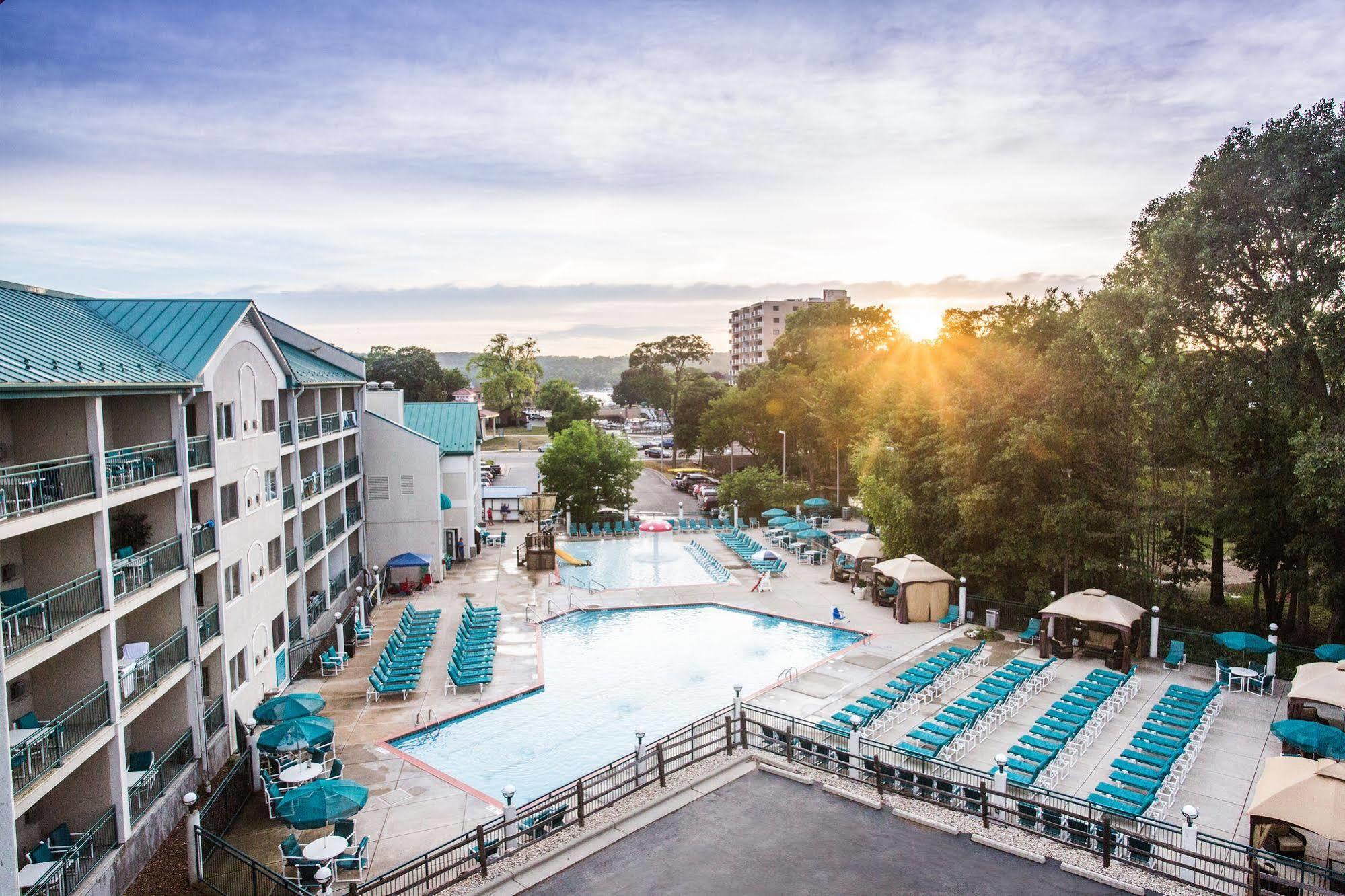 The Cove Of Lake Geneva Exterior photo
