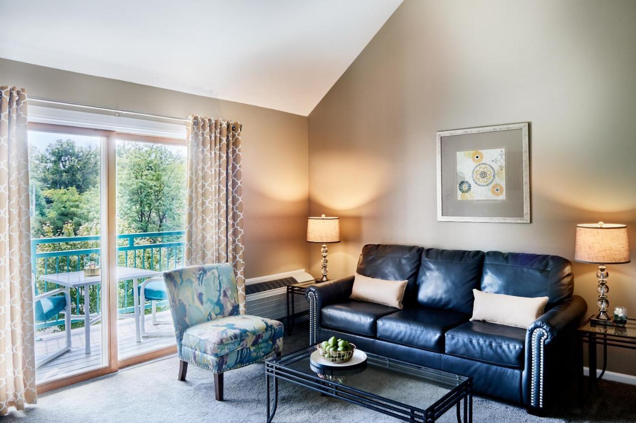 The Cove Of Lake Geneva Exterior photo